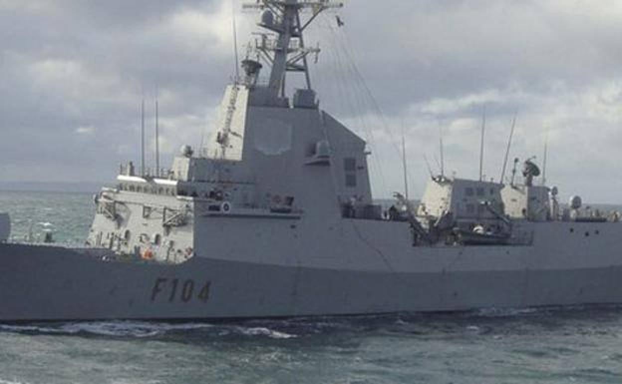 Hightech Spanish naval ship opens decks to visitors in Malaga Port this weekend Sur in English